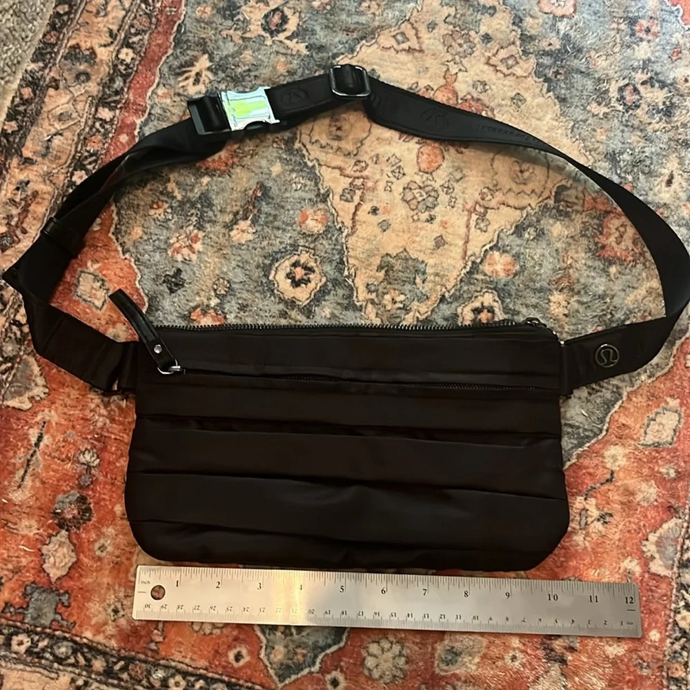lululemon athletica Black Quilted Crossbody Bag